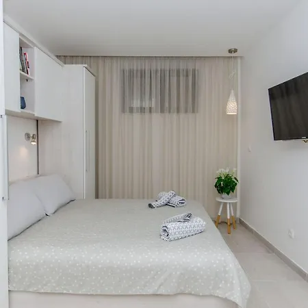 Apartment On The Beach