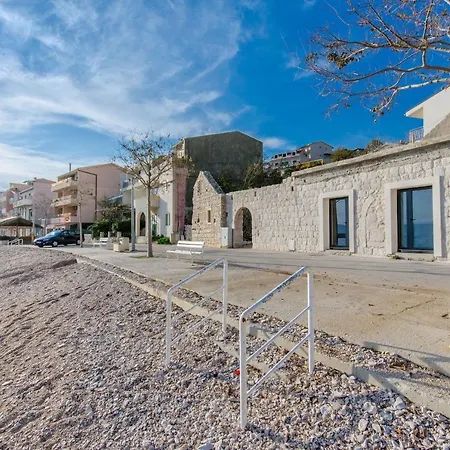 On The Beach Apartamento Igrane